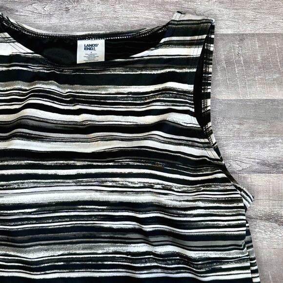 Lands End High Neck Modest Tankini Swim Top Womens 4 Black White Soft Cup Bra - Picture 3 of 8